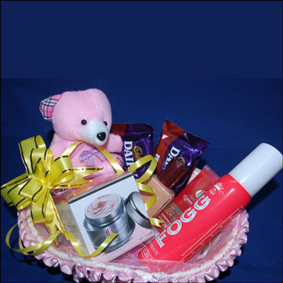 "Lakme Beauty Kit - code07 - Click here to View more details about this Product